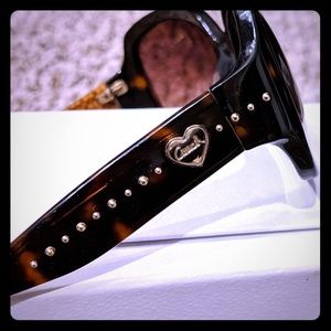 Coach Scarlet sunglasses